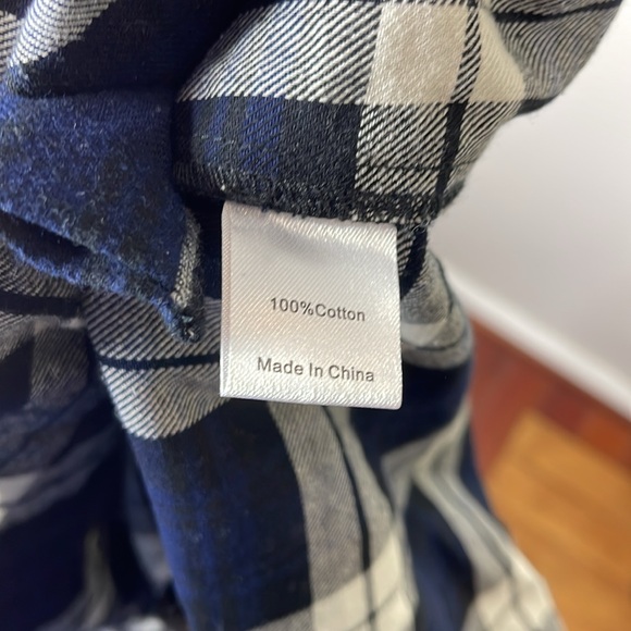 Tuckernuck Blue Plaid Flannel Button-front Shirt‎ - Picture 10 of 10